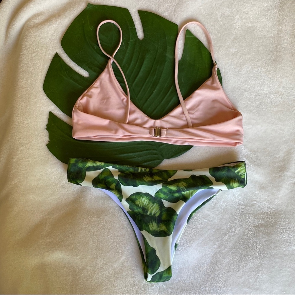 Bikini Set - Picture 2 of 4